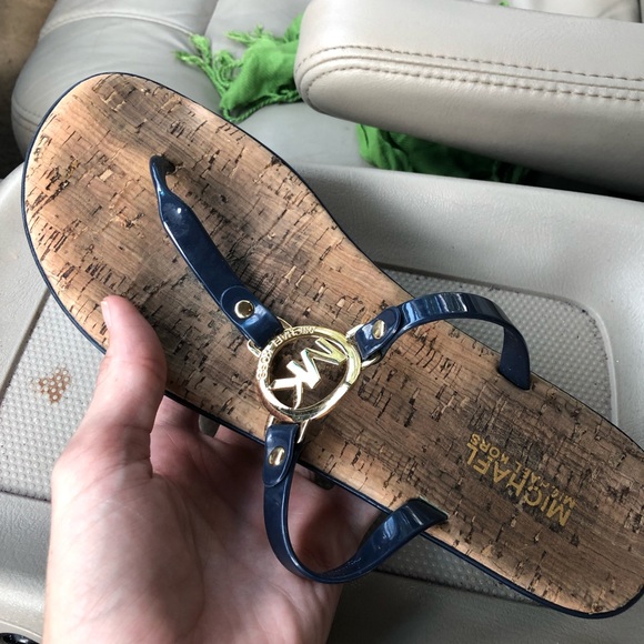 Michael Kors cork sandals - Picture 4 of 4